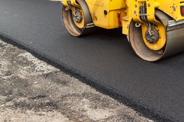 Cost of Driveway Asphalt Paving in Janesville
