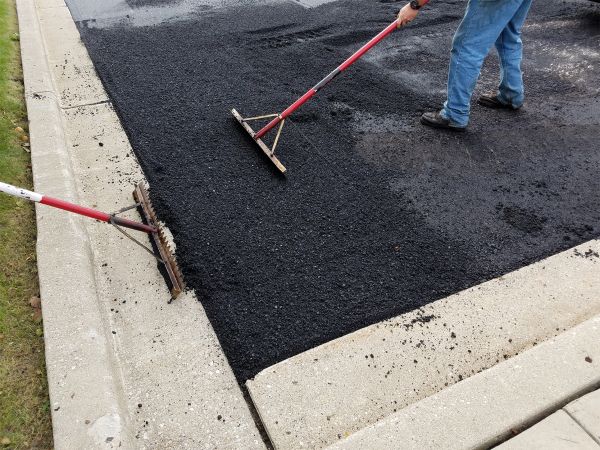 Cost of Asphalt Driveway Service in Janesville
